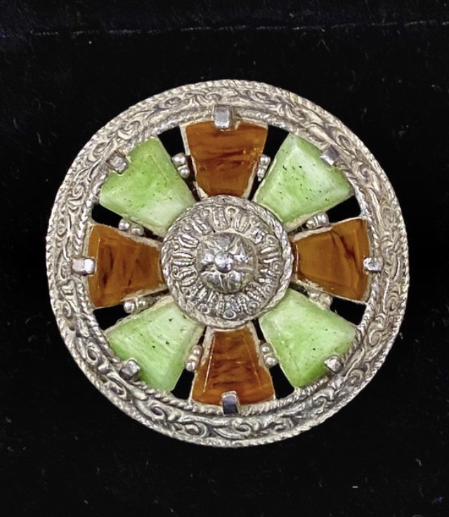 Lot 023: Vintage Miracle Celtic Shield Brooch - Faux Connemara & Amber Glass