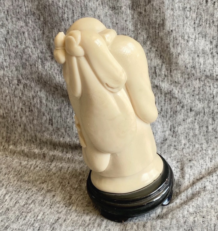 vintage-resin-laughing-buddha-hotei-figure-on-wooden-base-14cm-015-3