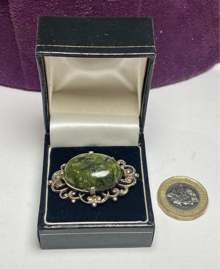 vintage-signed-miracle-brooch-with-vintage-box-scottish-celtic-style-053-2