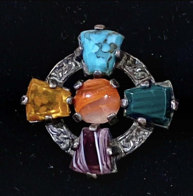 Lot 020: Vintage Signed Miracle Celtic Cross Brooch – Scottish Revival Art Glass