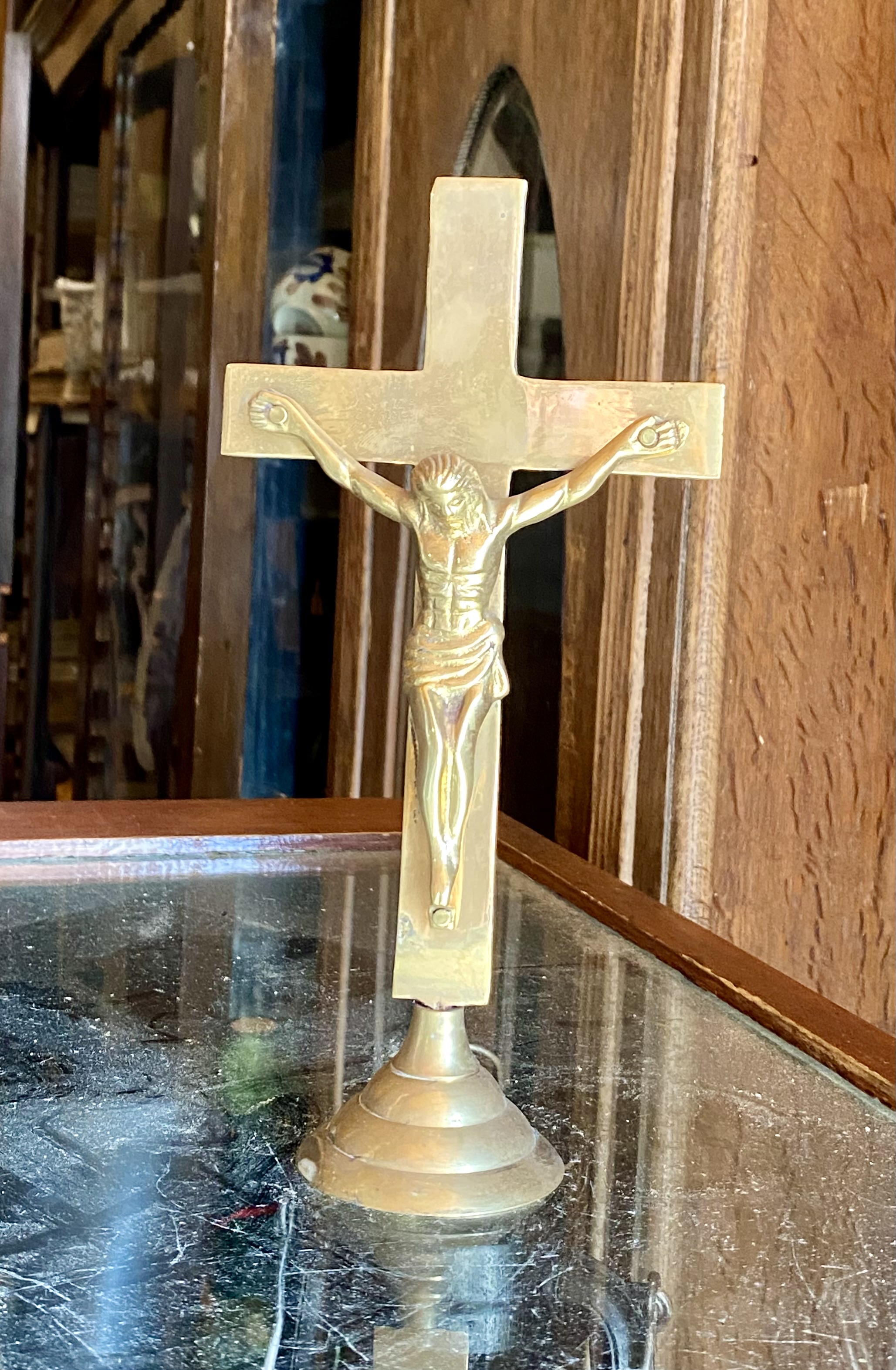 vintage-solid-brass-standing-altar-crucifix-table-cross-22cm-x-11cm-213-2