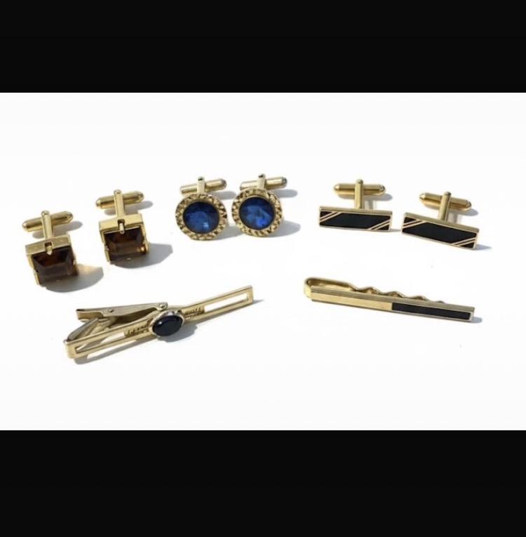 Lot 299: Vintage Stratton Men's Accessories Job Lot – 3 Pairs Cufflinks & 2 Tie Bars (1960s/70s)