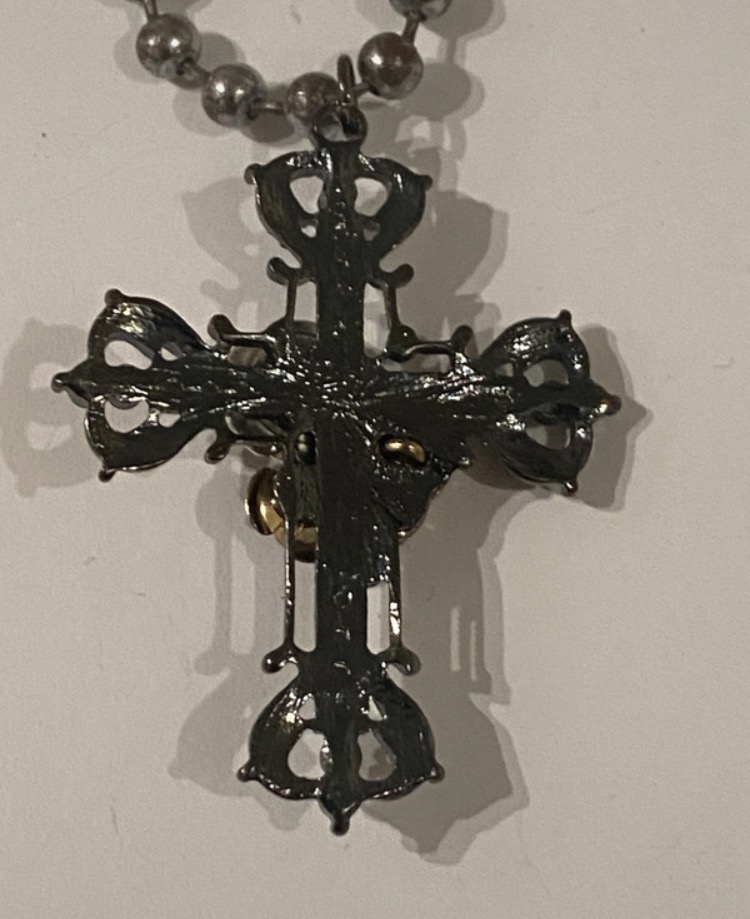 y2k-gothic-cross-necklace-skull-roses-pendant-grunge-alt-style-166-3